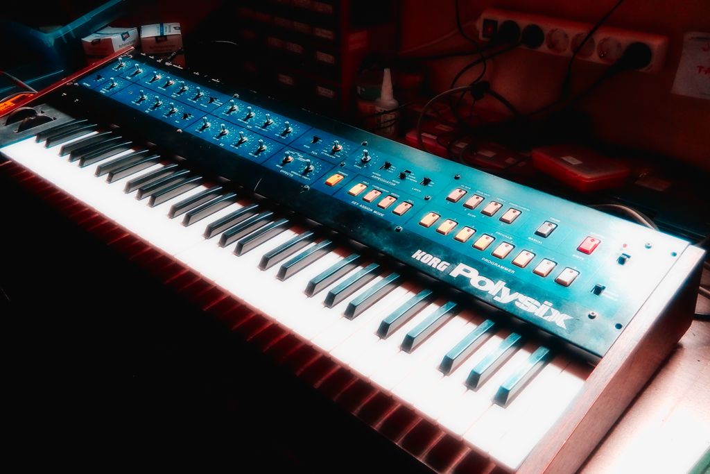 Korg Polysix prije kalibracije